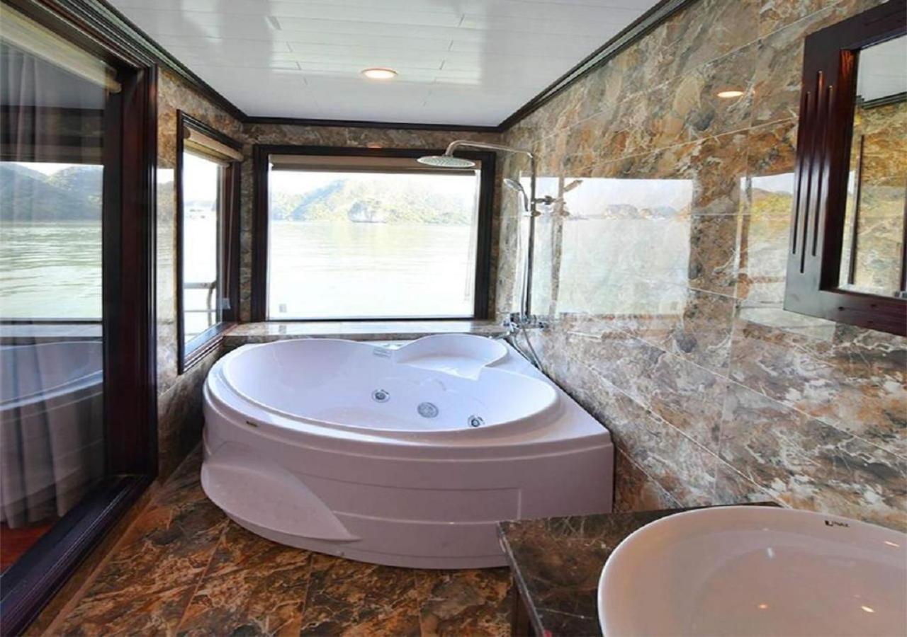 Hotel Halong Sapphire Cruises Ha Long Zewnętrze zdjęcie