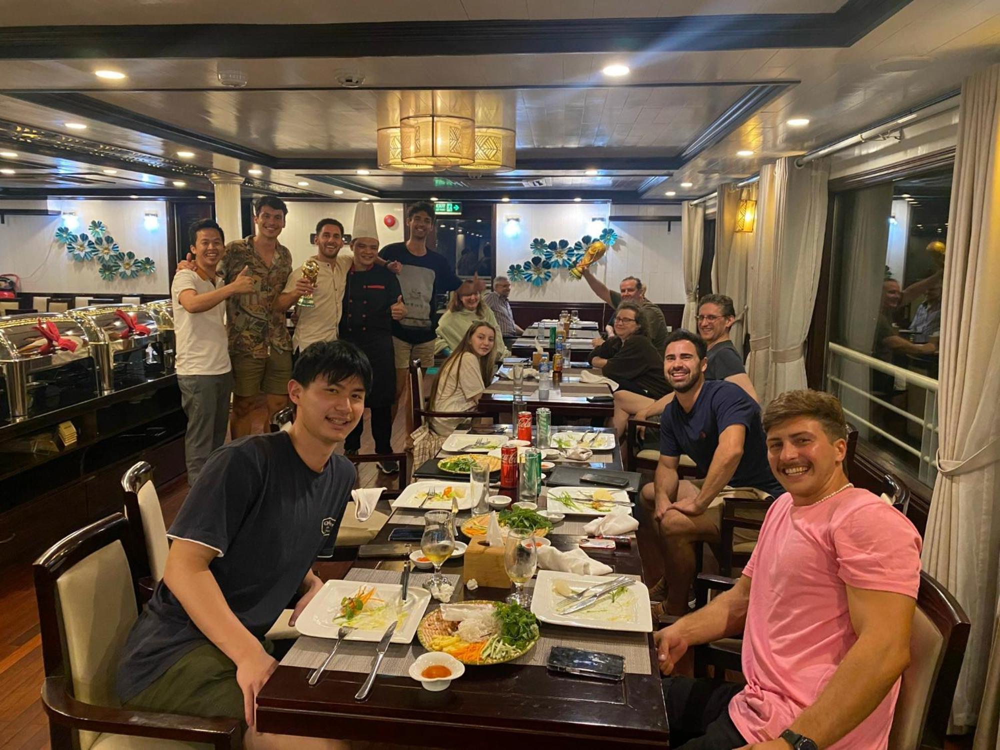 Hotel Halong Sapphire Cruises Ha Long Zewnętrze zdjęcie