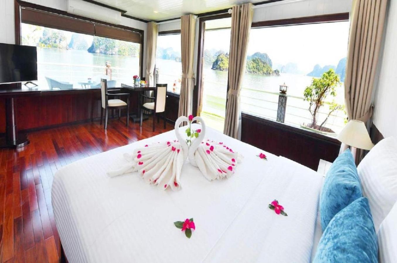 Hotel Halong Sapphire Cruises Ha Long Zewnętrze zdjęcie