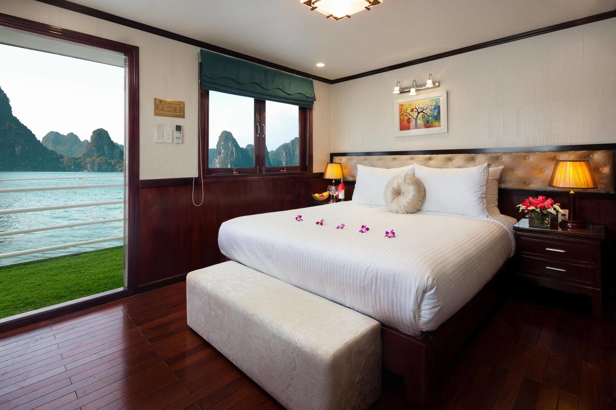 Hotel Halong Sapphire Cruises Ha Long Zewnętrze zdjęcie
