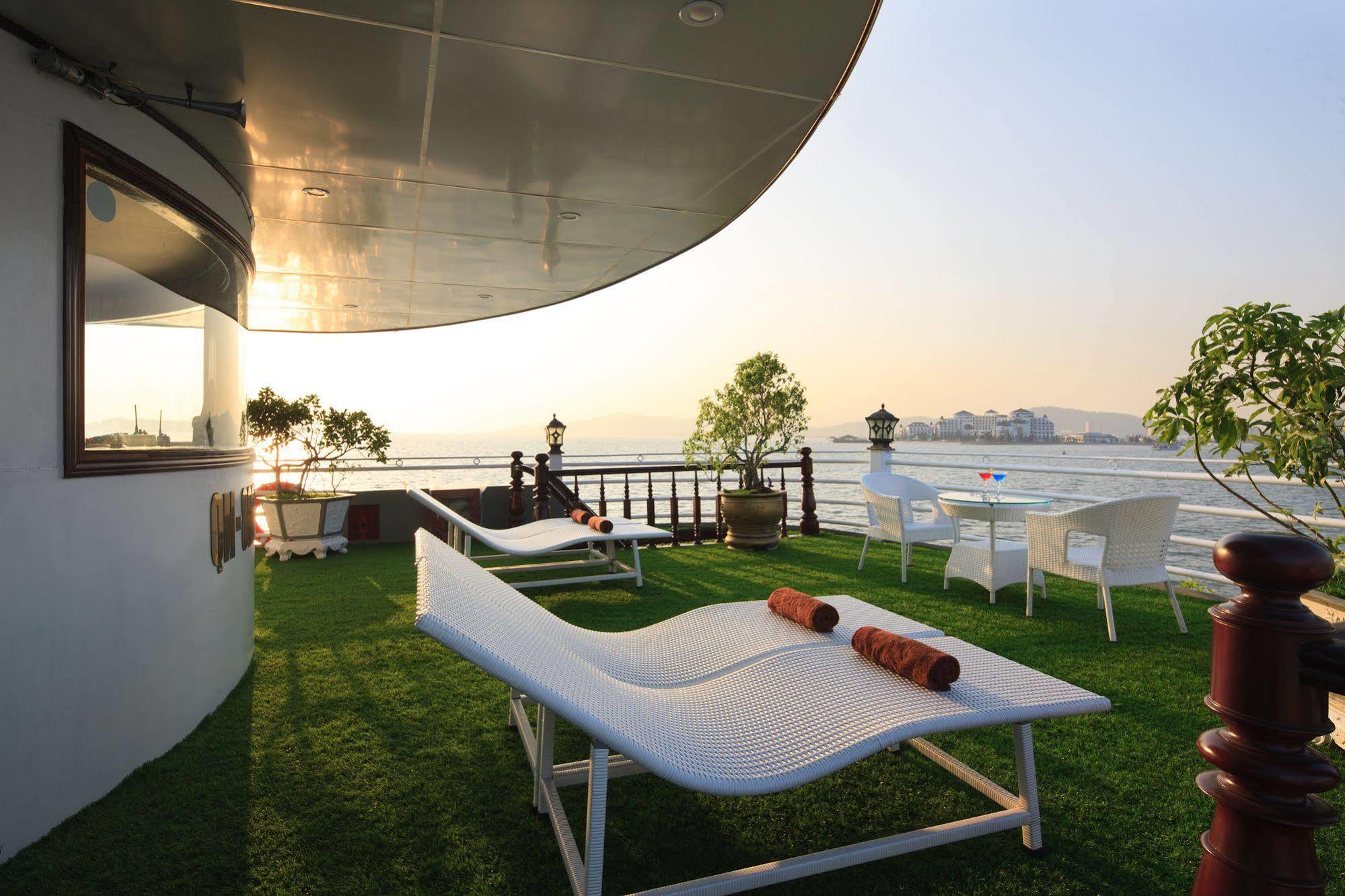 Hotel Halong Sapphire Cruises Ha Long Zewnętrze zdjęcie